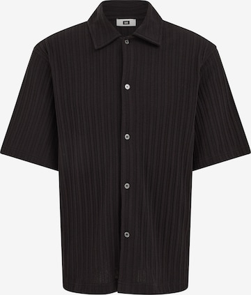 WE Fashion Comfort Fit Paita värissä musta: etupuoli