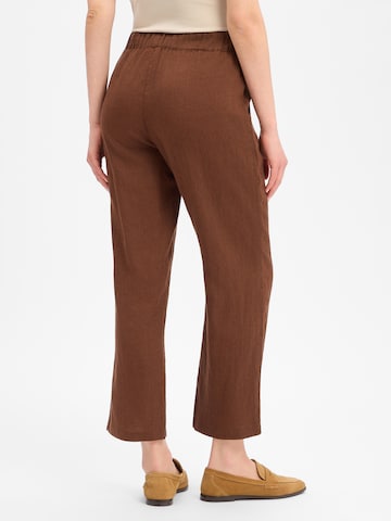 Marie Lund Regular Pants in Brown