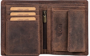 Benthill Wallet in Brown: front