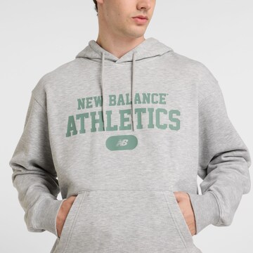 new balance Sweatshirt 'Heritage' in Grey
