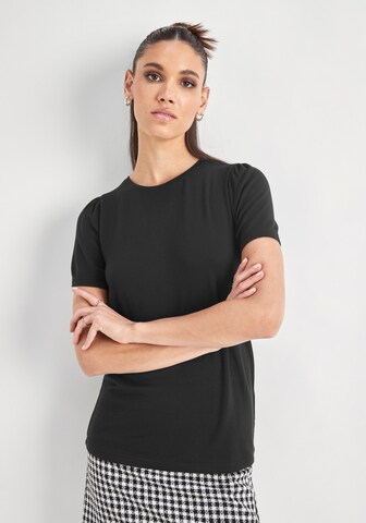 HECHTER PARIS Shirt in Black: front