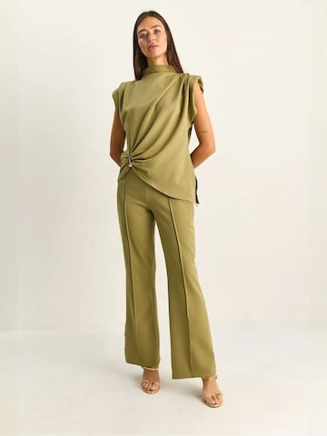 Bianco Lucci Pantsuit in Green