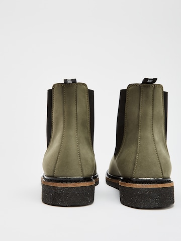 NINE TO FIVE Chelsea Boots 'Luka' in Green