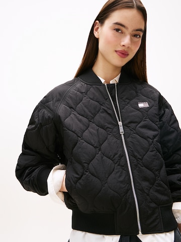 Tommy Jeans - Chaqueta de entretiempo en negro