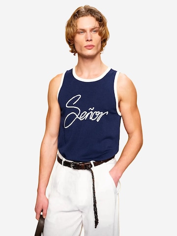 Giesto Slipover in Blue: front