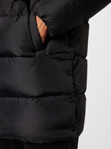 Calvin Klein Jeans Зимно палто в черно