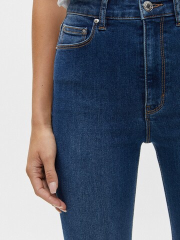 Pull&Bear Flared Jeans in Blauw