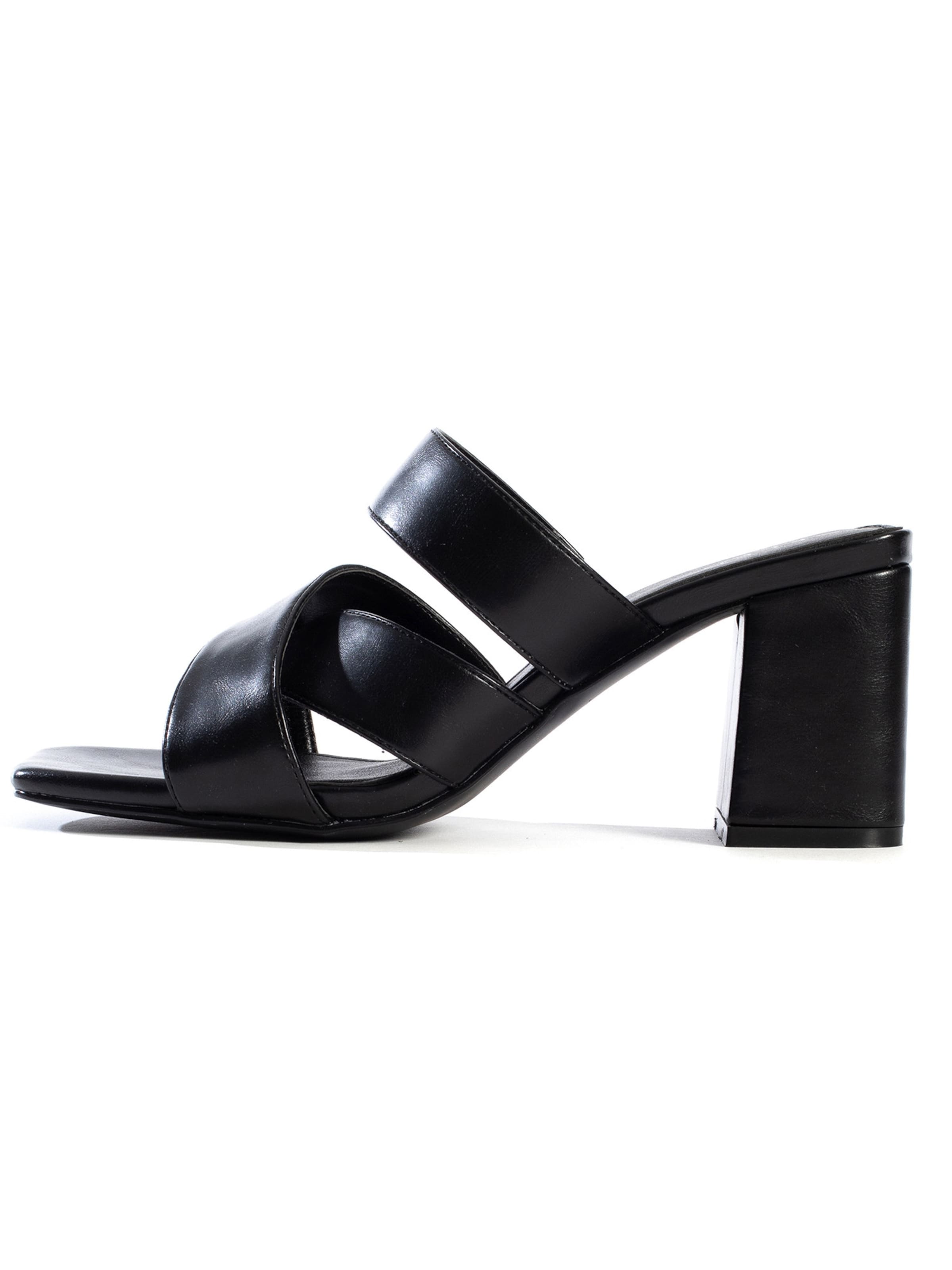 melns Celena Ādas čības 'Connie': no priekšpuses