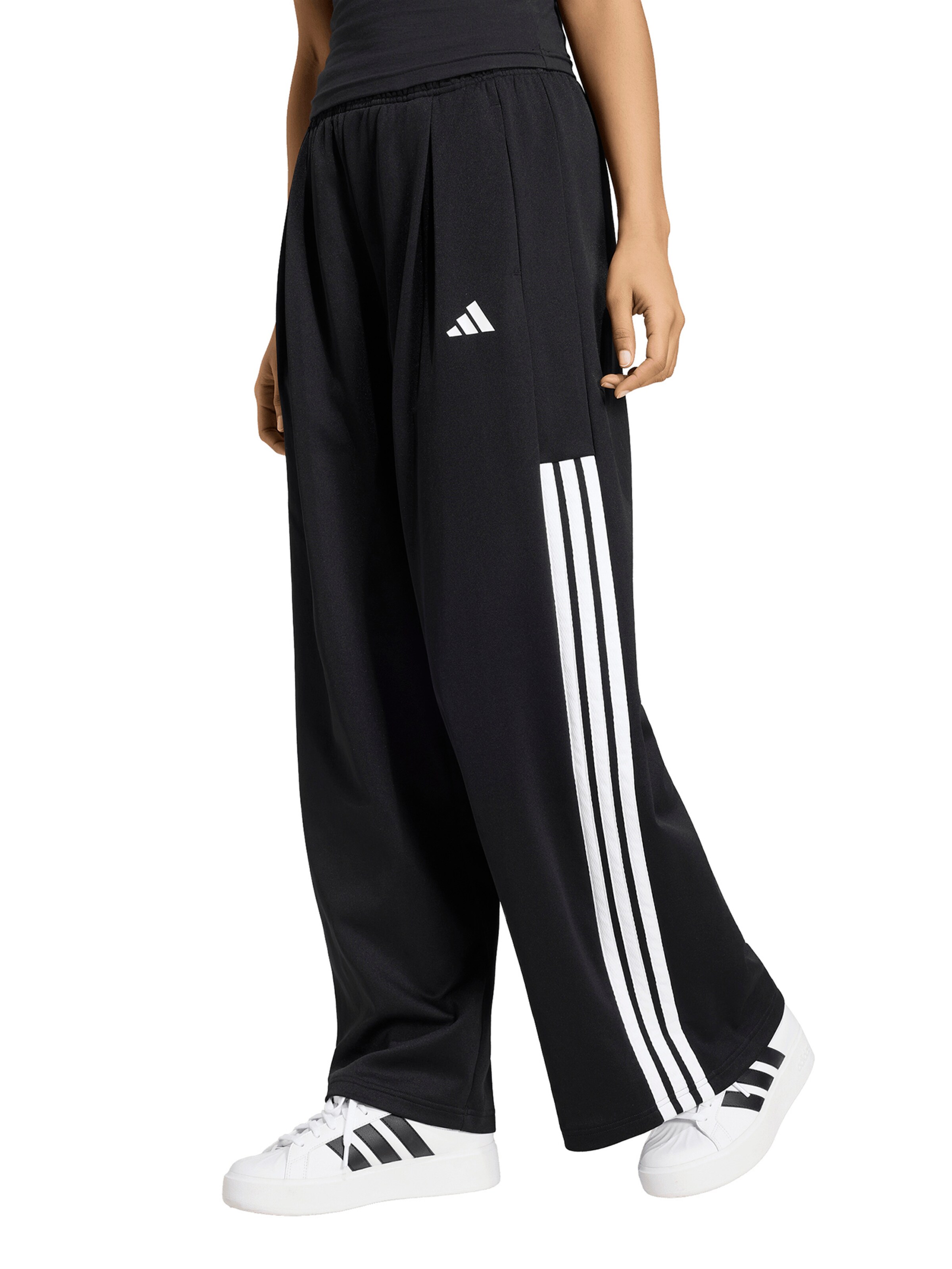 ADIDAS SPORTSWEAR Zvonové kalhoty Sportovní kalhoty 'TIRO' – černá: přední strana