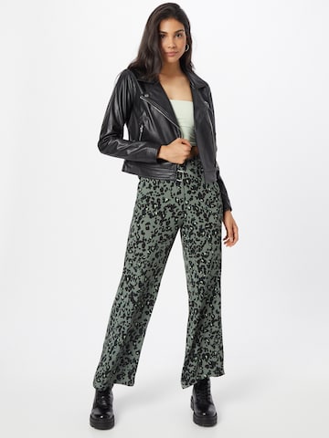 Wide Leg Pantalon 'SAGA' VERO MODA en vert