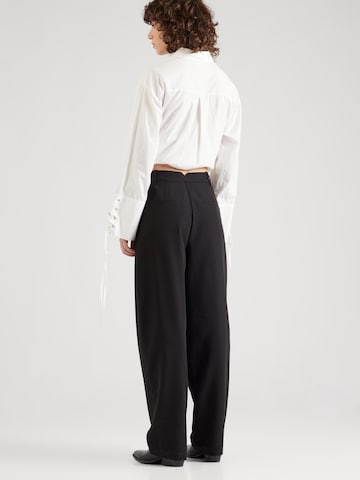 VERO MODA Loose fit Pleat-Front Pants 'ISABELLE' in Black