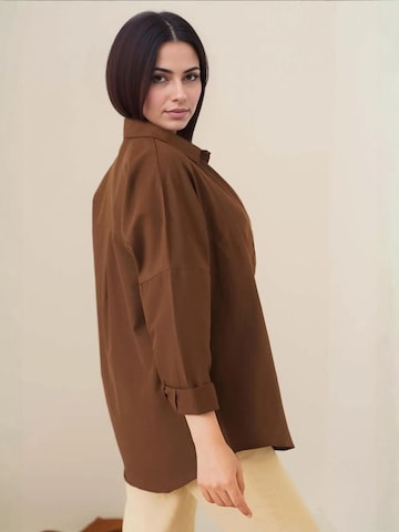 Bigdart - Blusa 'Hemden' em castanho