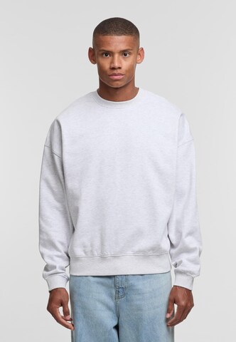 Sweat-shirt DEF en gris : devant