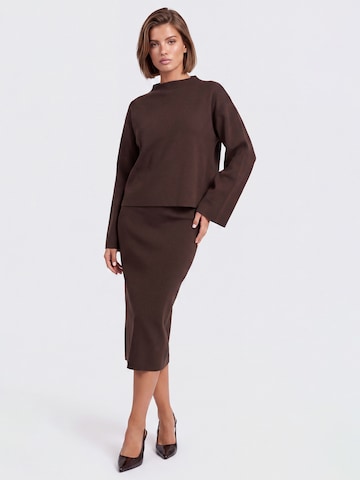 APART Pullover in Braun