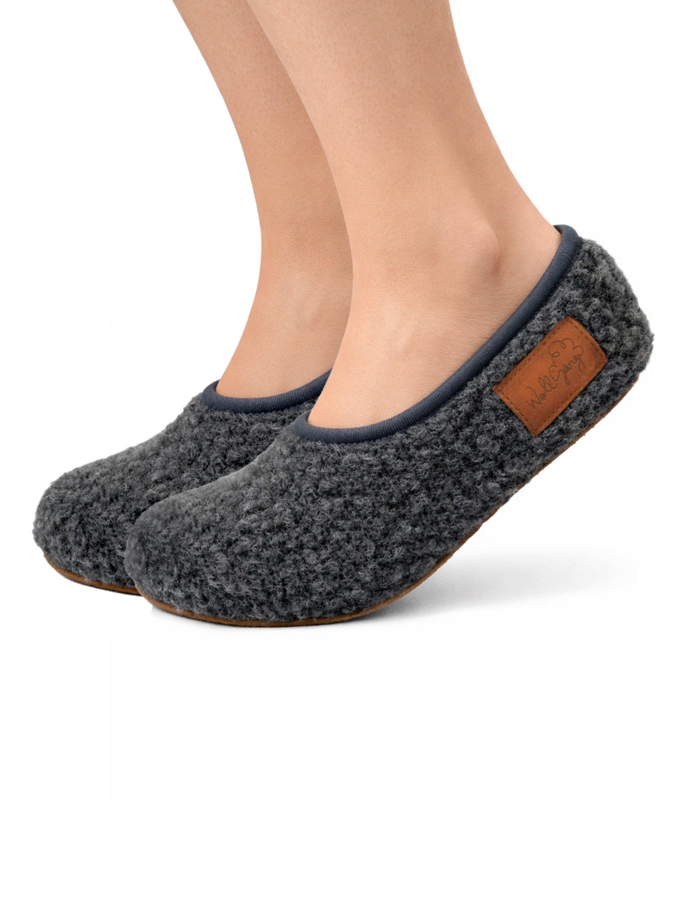 HomeOfSocks Slippers '26DH' in Grey: front