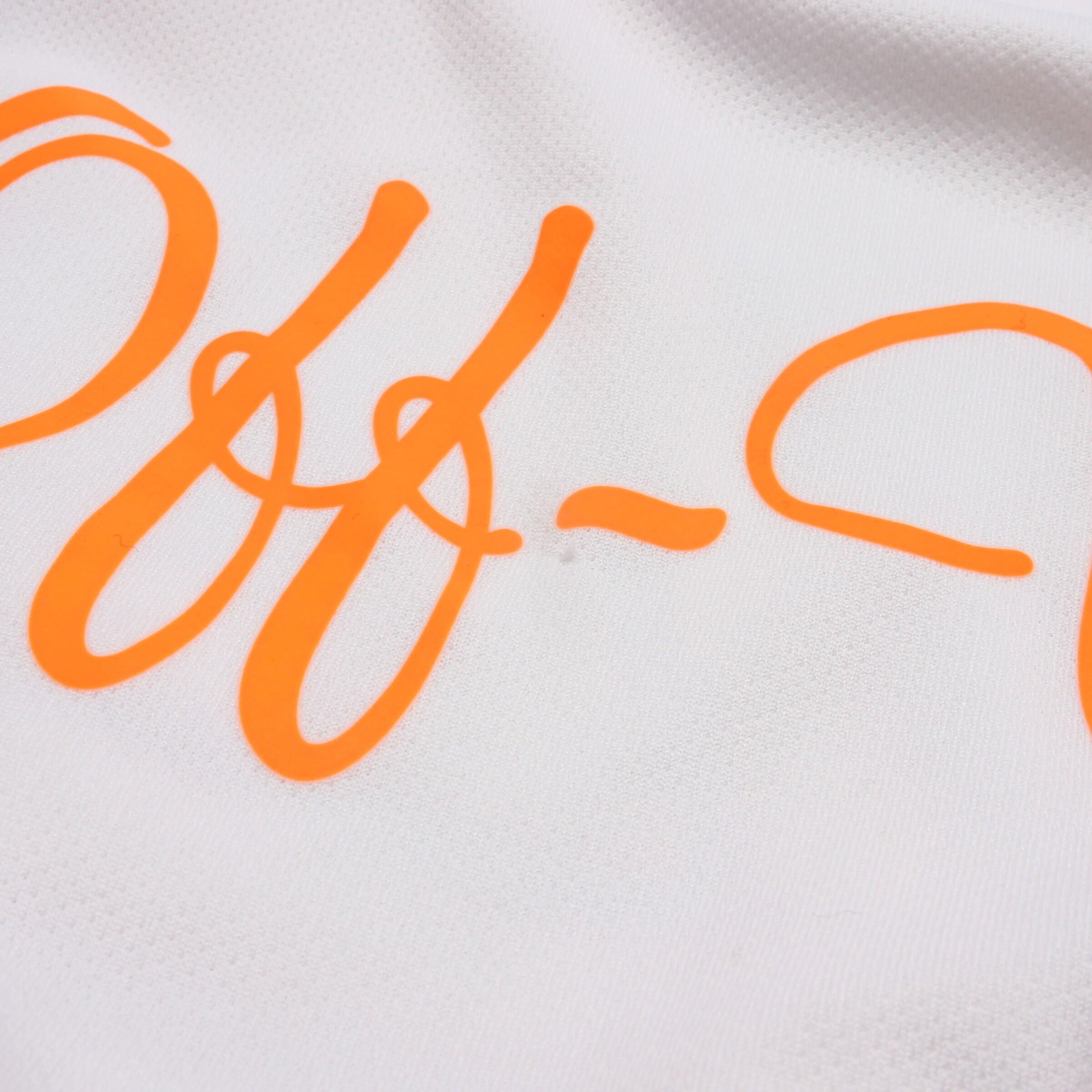 Off-White Button Up Shirt in M in Mixed colors