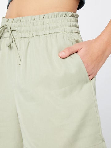 VERO MODA - regular Pantalón 'LILIANA' en verde