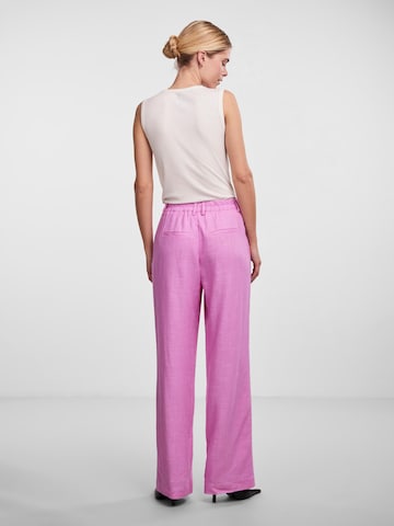 Wide leg Pantaloni 'Sisma' de la Y.A.S pe roz