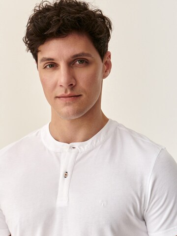 TATUUM Shirt  'SIMON 2' in Weiß