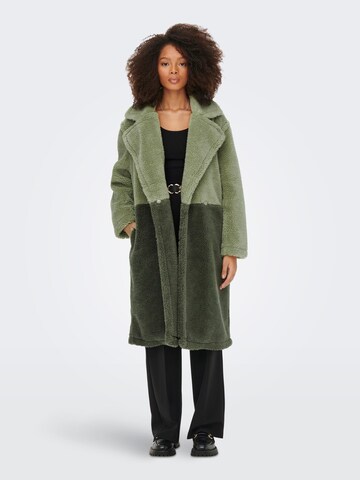 ONLY Átmeneti kabátok 'Camilla' - zöld