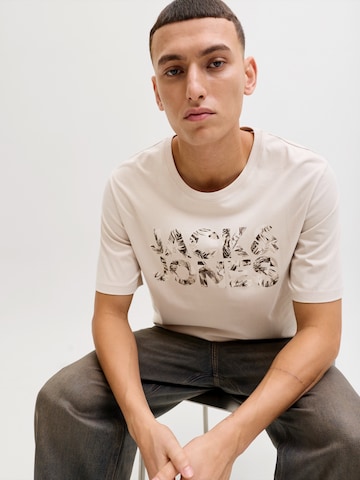 JACK & JONES Koszulka 'JJEJEFF' w kolorze beżowy