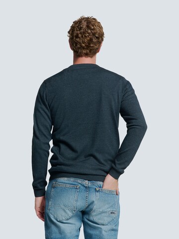 No Excess Pullover in Blau