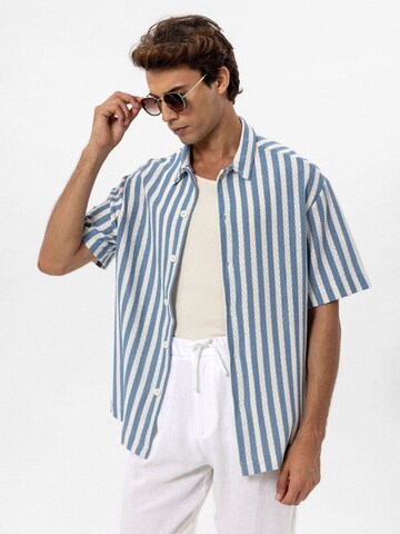 Antioch Regular fit Button Up Shirt in Blue