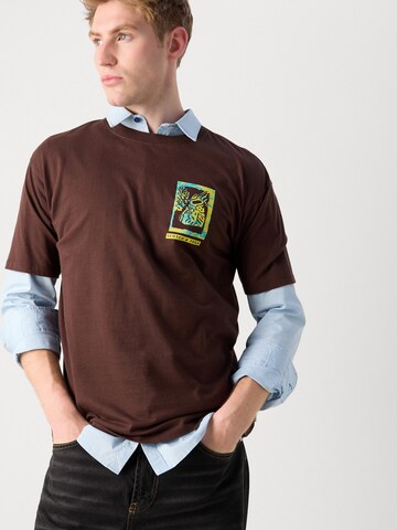 SCOTCH & SODA Μπλουζάκι σε καφέ