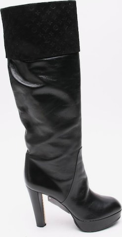 Louis Vuitton Dress Boots in 37 in Black: front