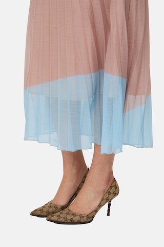 lily and lionel Rock in Mischfarben