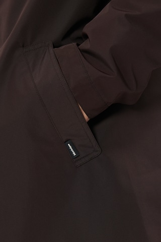 Matinique Regular Fit Overgangsfrakke 'Mac Miles' i brun