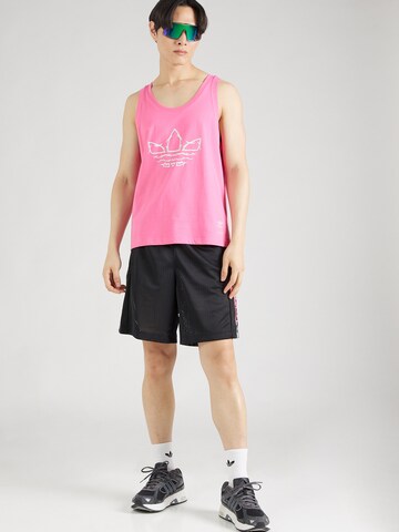 ADIDAS ORIGINALS - Camiseta 'Pride' en rosa