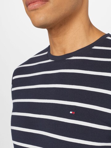 Coupe slim T-Shirt TOMMY HILFIGER en bleu