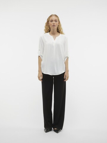 VERO MODA Blouse in White