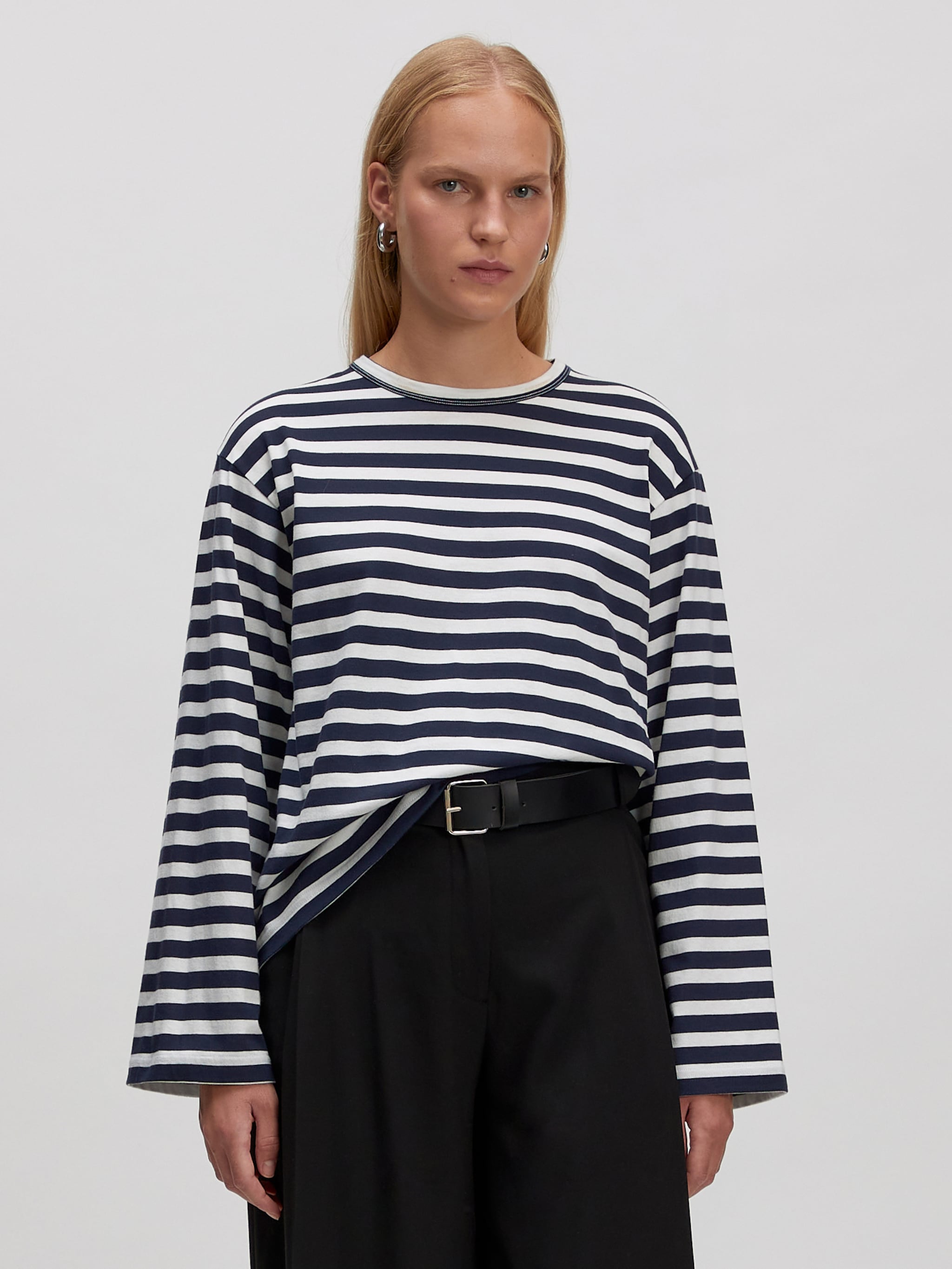 EDITED Producten Shirt 'Verlee' Blauw