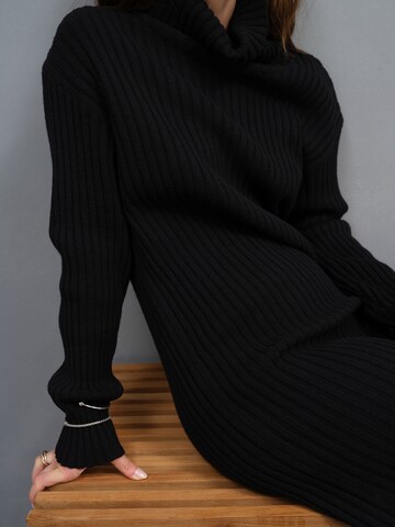 Rochie tricotat 'Isa' de la A LOT LESS pe negru