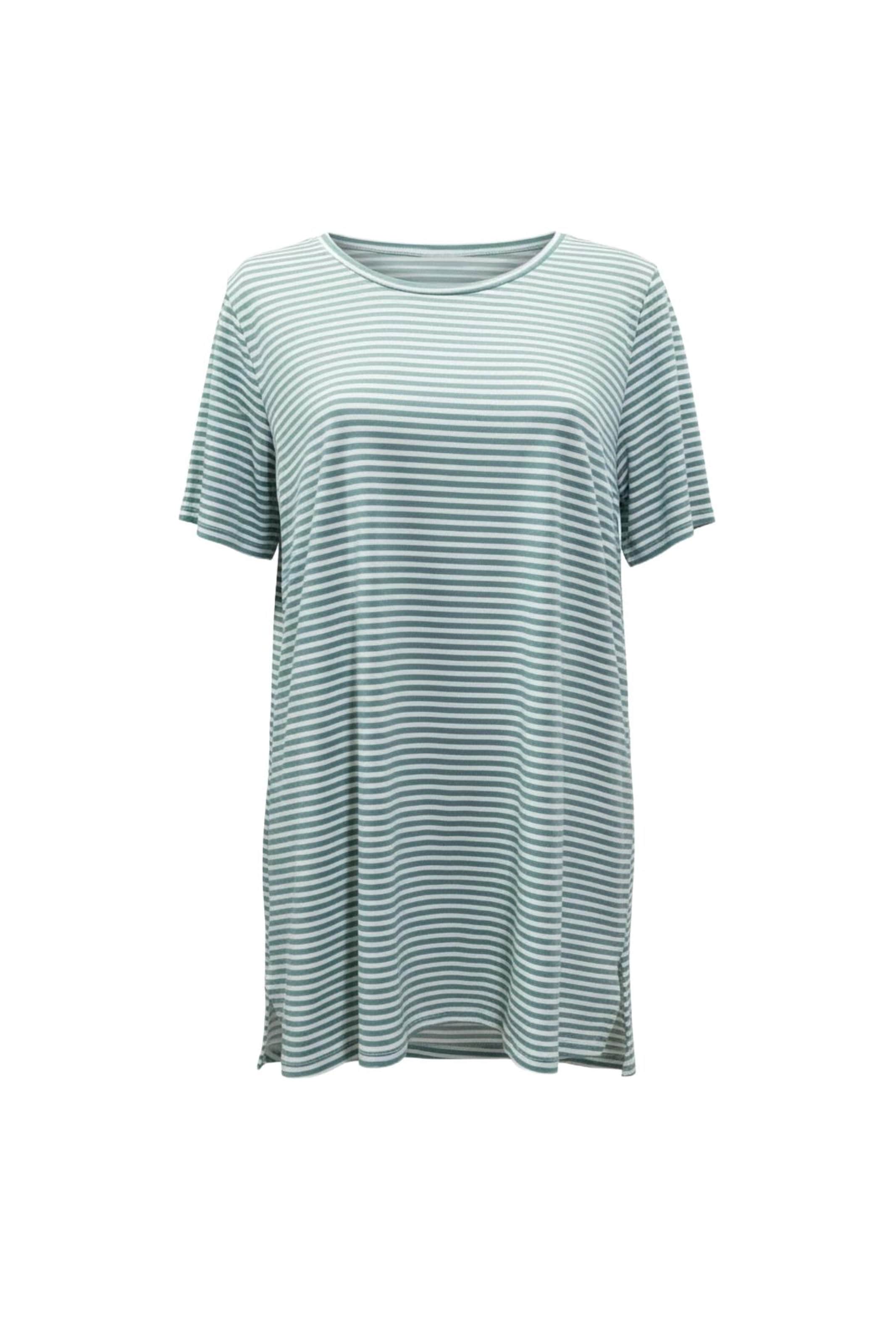 Shape Of You T-Shirt in Grün: Vorderseite