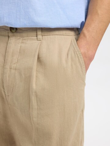 SELECTED HOMME Loosefit Bukser med lægfolder i beige