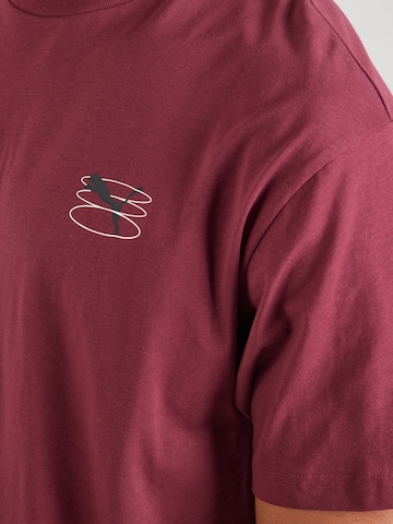 T-Shirt fonctionnel PUMA en rouge