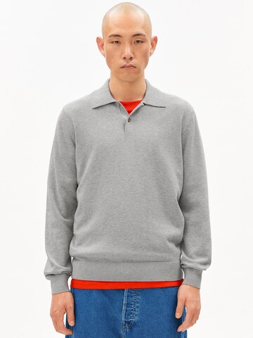ARMEDANGELS Sweater in Grey: front