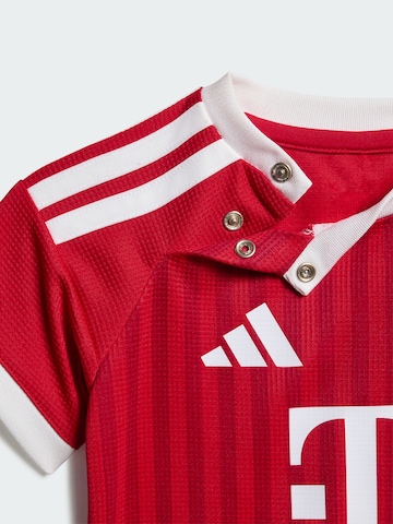 ADIDAS PERFORMANCE - Chándal 'FC Bayern München 26/27' en rojo