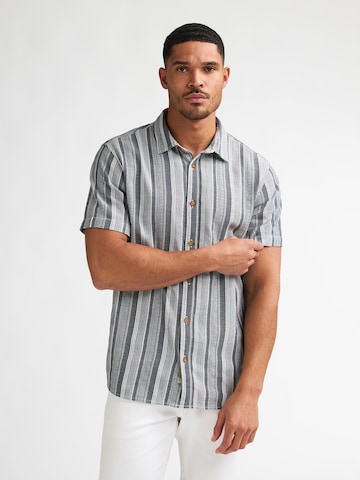 Petrol Industries Средняя посадка Рубашка в Синий