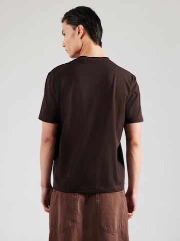 BOSS - Camiseta 'Chup' en marrón