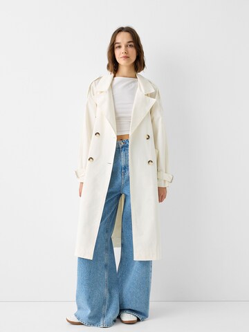 Manteau mi-saison Bershka en blanc