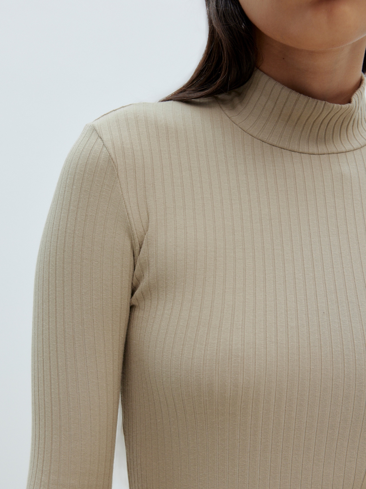 EDITED Camiseta 'Manon' beige oscuro