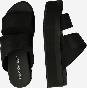 Calvin Klein Jeans Klapki w kolorze czarny