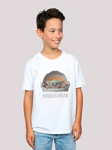 F4NT4STIC T-Shirt 'Star Wars The Mandalorian Baby Yoda Pod' in Weiß: predná strana