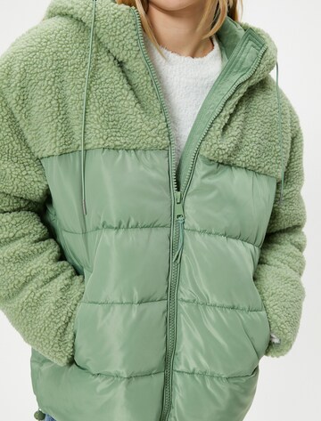 Koton Jacke in Grün