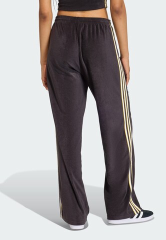 Loosefit Pantaloni 'Firebird' di ADIDAS ORIGINALS in nero