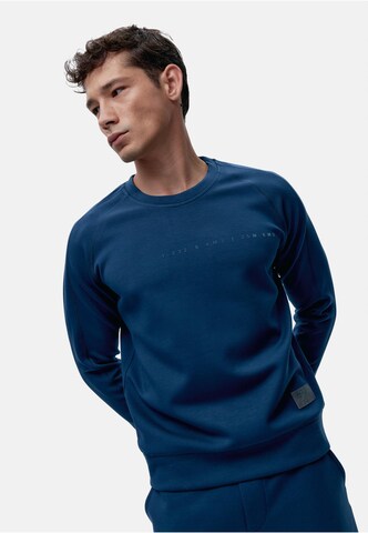 Born Living Yoga Sweatshirt 'Hughes' in Blauw: voorkant